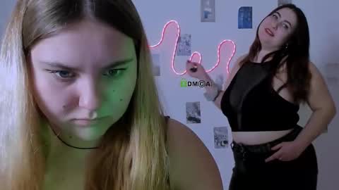 Snapshot of aiva_velvet chatting on 1, 2, 2026 aiva_velvet online show from 1, 2, 2026