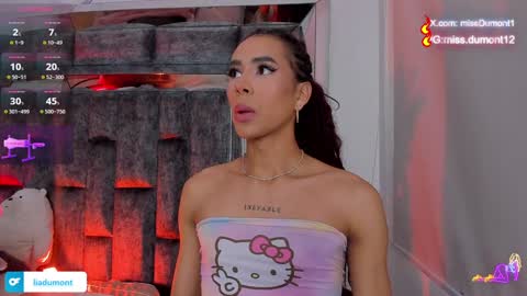 Snapshot of aivadumont chatting on 26, 12, 2024 Queen Dumont online show from 26, 12, 2024