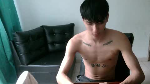 Snapshot of ajhoansebastian94 chatting on 25, 5, 2026 SebasT-sex online show from 25, 5, 2026
