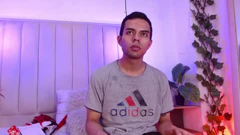 Snapshot of aji_golds chatting on 23, 5, 2026 aji_golds online show from 23, 5, 2026