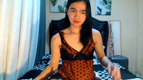 Snapshot of akamamiki25 chatting on 22, 5, 2026 akamamiki25 online show from 22, 5, 2026