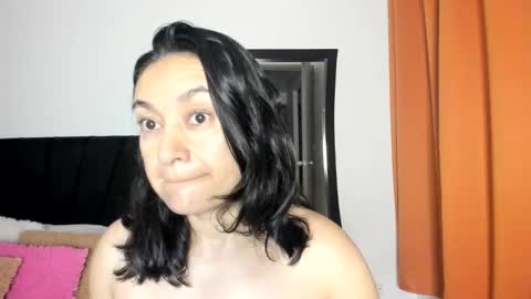 Snapshot of akanekihm chatting on 19, 5, 2026 MIRANDA online show from 19, 5, 2026