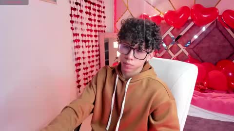 akazaboy online show from 16, 2, 2025