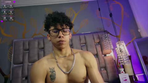 akazaboy online show from 21, 2, 2025