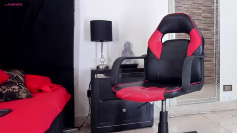 Akemi online show from 4, 2, 2025