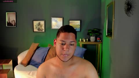Snapshot of akon_2 chatting on 28, 4, 2026 Akoon online show from 28, 4, 2026