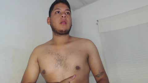 Snapshot of akon_2 chatting on 25, 5, 2026 Akoon online show from 25, 5, 2026