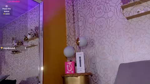 Snapshot of alaia__monroe chatting on 5, 8, 2026 online show from 5, 8, 2026
