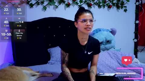 Snapshot of alaia_asuka chatting on 19, 11, 2025 Alaia online show from 19, 11, 2025