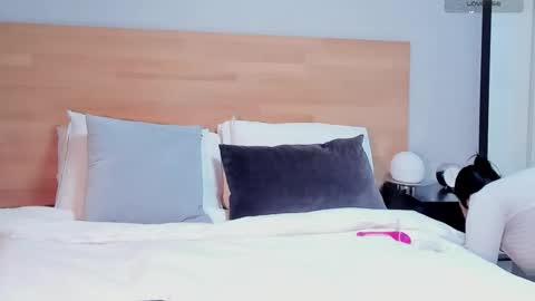     online show from 14, 1, 2026