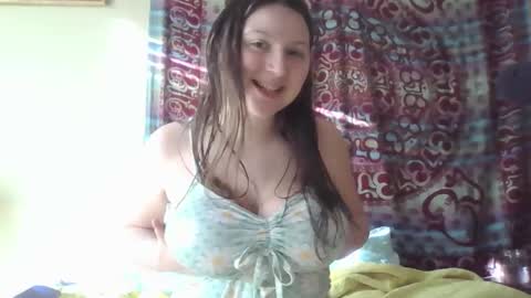 Alaira Moon online show from 2, 1, 2025