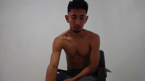 Snapshot of alan_gay chatting on 11, 9, 2025 Alan online show from 11, 9, 2025