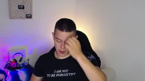 Snapshot of alan_hadid1 chatting on 16, 1, 2025 Alan Hadid online show from 16, 1, 2025