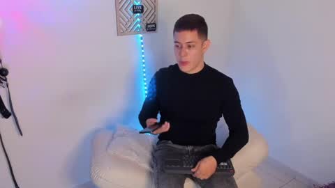 Snapshot of alan_hadid1 chatting on 2, 3, 2025 Alan Hadid online show from 2, 3, 2025