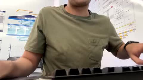 Snapshot of alan_sa chatting on 5, 12, 2025 Alan online show from 5, 12, 2025