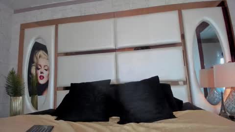 Snapshot of alan_santhos chatting on 4, 10, 2025 ---Alan--- online show from 4, 10, 2025