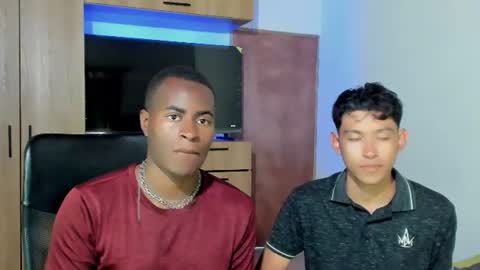 Alan and Criss - WE JUST FRIENDS WITH BENEFITS BOTH VERS online show from 22, 6, 2026