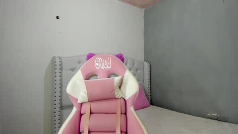 Alana. online show from 22, 1, 2025