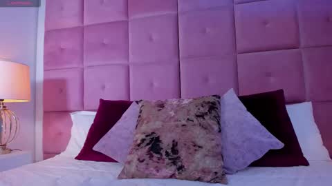 alanah_connors online show from 28, 10, 2025