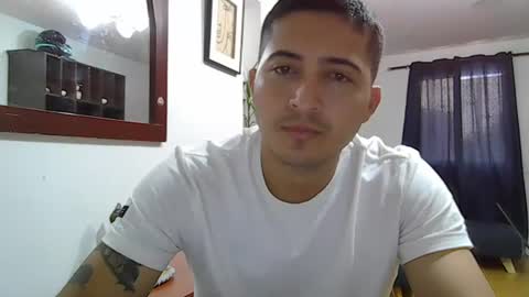 Snapshot of alanj998 chatting on 1, 7, 2026 alanj998 online show from 1, 7, 2026