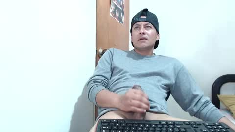 Snapshot of alann_snow chatting on 20, 12, 2024 Alann online show from 20, 12, 2024