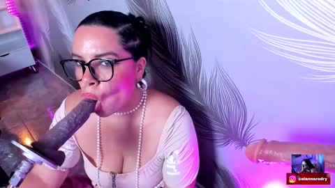 alana silver online show from 18, 9, 2025