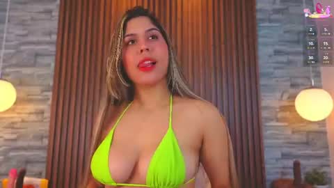 Snapshot of alannavidal chatting on 10, 6, 2026 alannavidal online show from 10, 6, 2026