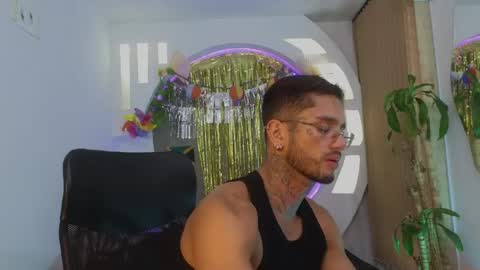 Snapshot of alanrodgers2_0 chatting on 13, 4, 2026 alan online show from 13, 4, 2026