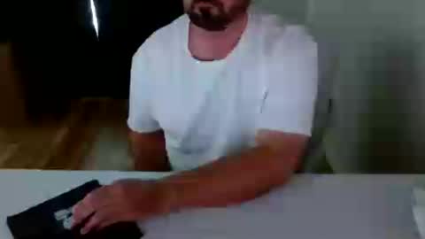 Snapshot of alaska4411 chatting on 25, 6, 2026 John online show from 25, 6, 2026