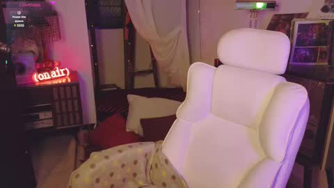 Snapshot of alaskagrace chatting on 12, 3, 2025 Alaska Grace       online show from 12, 3, 2025