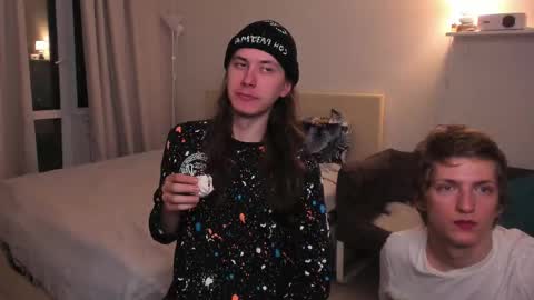 Snapshot of albertpainhate chatting on 18, 9, 2025 Albert You can ------------ support me at  online show from 18, 9, 2025