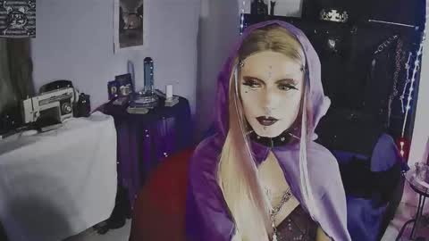 Mistic witch online show from 5, 2, 2026