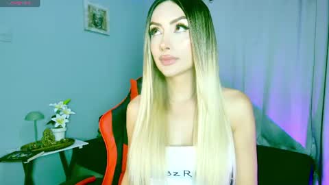 Snapshot of ale_love_ chatting on 22, 7, 2026 ALE LOVE online show from 22, 7, 2026