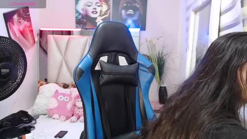 Snapshot of ale_noah_xxx chatting on 4, 12, 2024 ale_noah_xxx online show from 4, 12, 2024