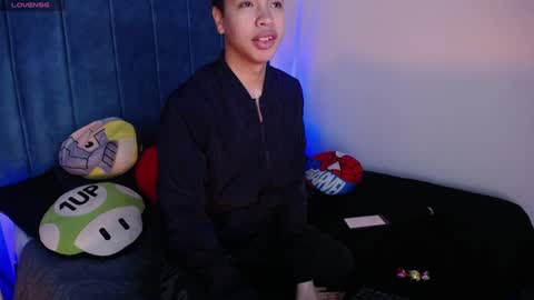 Snapshot of aleclightwood_ chatting on 7, 1, 2025 Alec online show from 7, 1, 2025