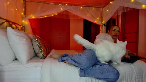 ALEJADOLLTS online show from 31, 1, 2026