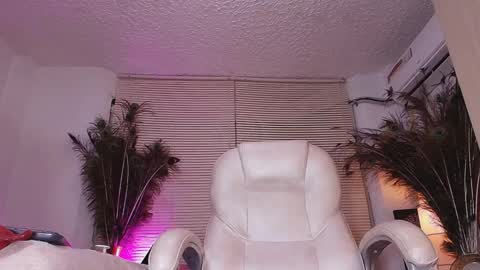 Alejandra online show from 17, 2, 2025