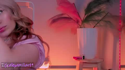 Snapshot of alejamillan1 chatting on 25, 6, 2026 night GTM -5 online show from 25, 6, 2026