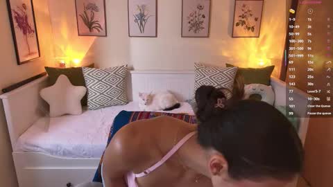 Alejandhra online show from 25, 3, 2026