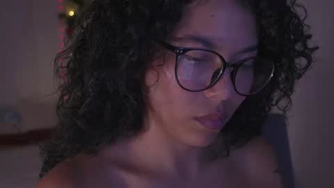 Snapshot of alejandra_kiss98 chatting on 11, 12, 2024 O.F alejandra h1998 stream 300 pm - 1100 pm online show from 11, 12, 2024
