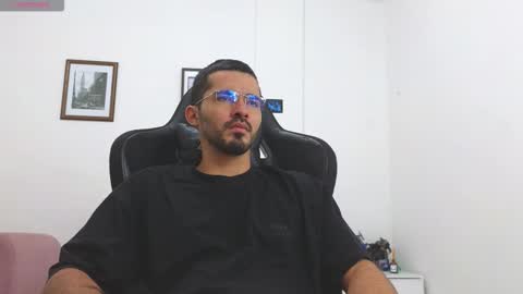 alejandroo_7 online show from 5, 12, 2025