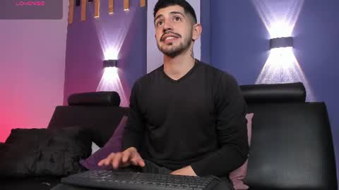 Alejo  online show from 21, 6, 2026