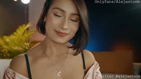 Alejandra online show from 7, 2, 2025