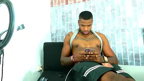 alejo_21cm online show from 19, 2, 2025