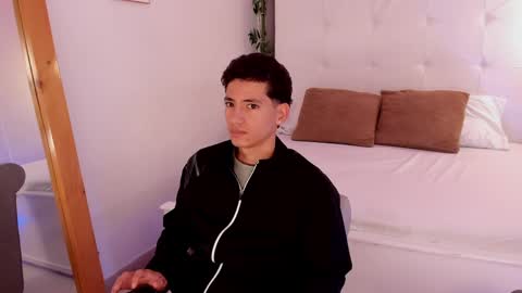 Snapshot of alejo_exotic chatting on 8, 6, 2026 alejo_exotic online show from 8, 6, 2026