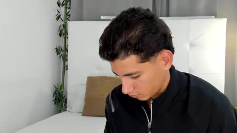 Snapshot of alejo_exotic chatting on 9, 6, 2026 alejo_exotic online show from 9, 6, 2026