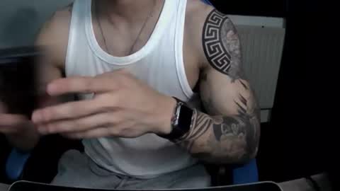 Snapshot of alejoduarte16 chatting on 18, 12, 2025 alejoduarte16 online show from 18, 12, 2025