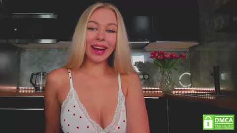 Snapshot of aleksa_cutie chatting on 15, 2, 2026 Next stream - 2 dec - online show from 15, 2, 2026