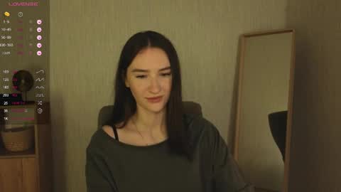 Snapshot of alena_navi chatting on 17, 4, 2026 Alena online show from 17, 4, 2026