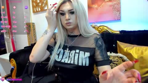 Snapshot of alenarios chatting on 25, 4, 2026 alenarios online show from 25, 4, 2026